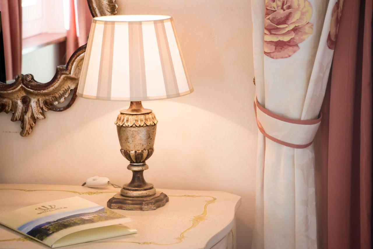 Hotel Rex バート・ウィーゼ エクステリア 写真